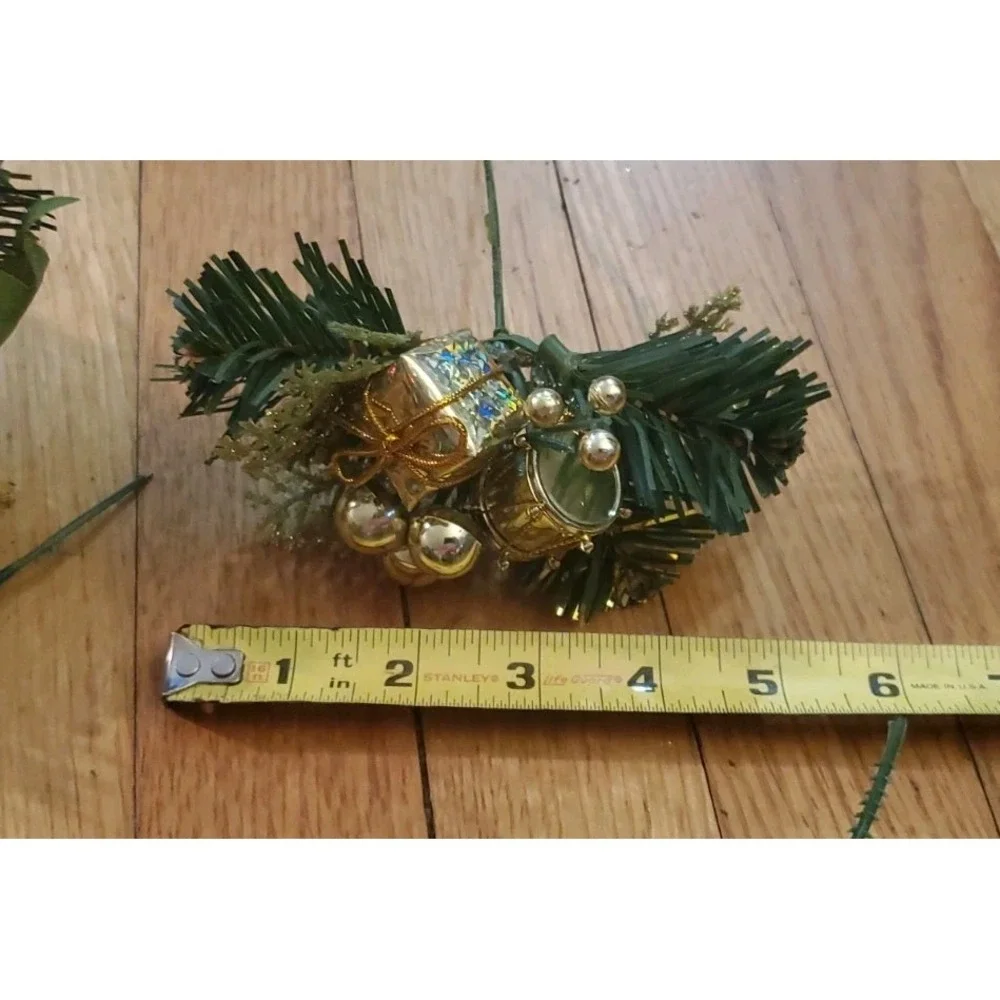 Artificial Pine Stem Fake Pine Cone Glitter Fruit Apple Gold Present Floral Pick